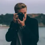 Giovani e competenze digitali: l’UNESCO-UNEVOC lancia il concorso fotografico 2025