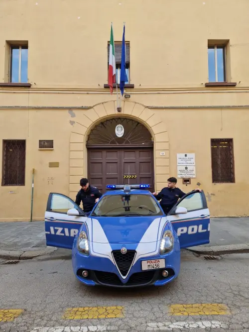 Imola, la Polizia di Stato soccorre una donna colta da malore alla guida