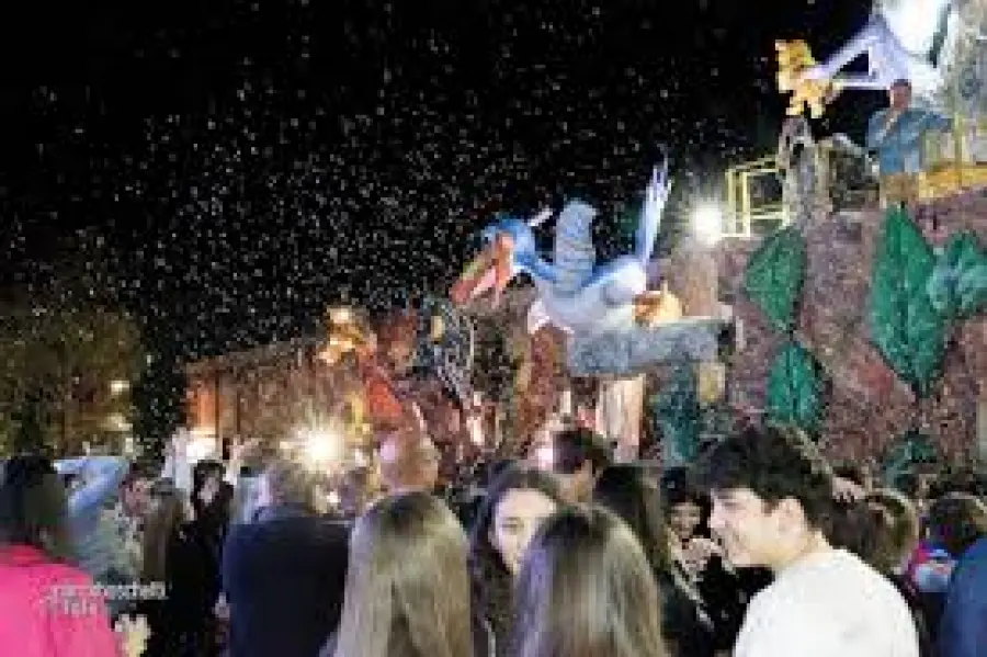 Carnevale di Gambettola, 140 anni di storia: la Romagna celebra una delle sue feste più identitarie