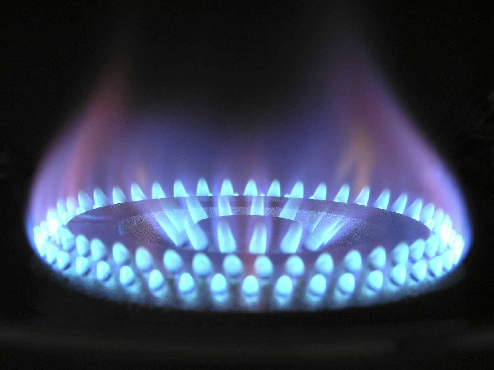 Gas vulnerabili, Arera taglia la spesa di aprile del 7,6%