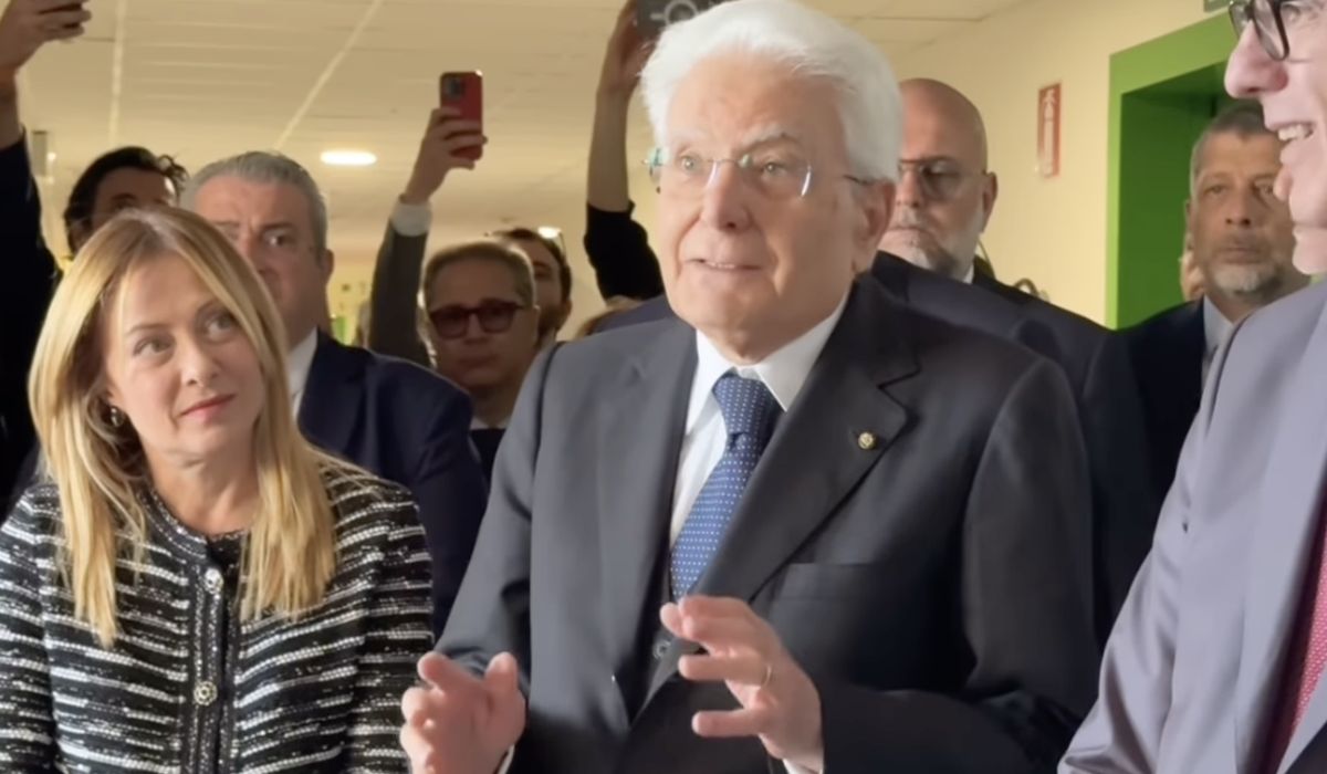 Auto sulla folla a Modena, Mattarella e Meloni visitano i feriti