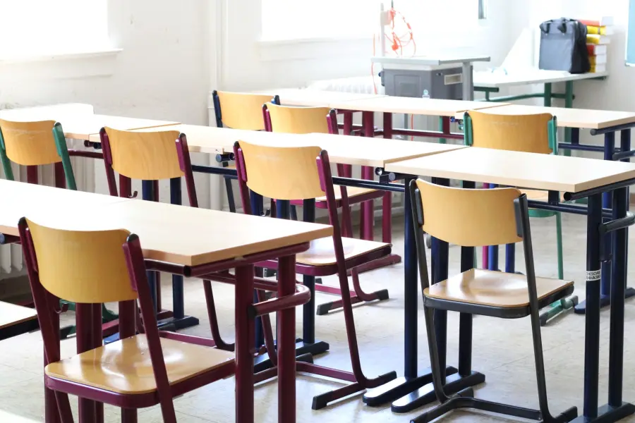 Scuola Emilia-Romagna, personale ATA: 221 posti in meno