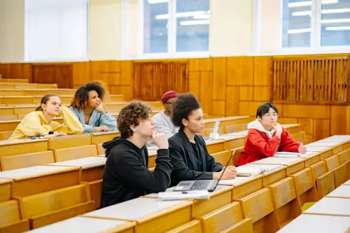 Emilia-Romagna, 400mila euro per 12 progetti universitari