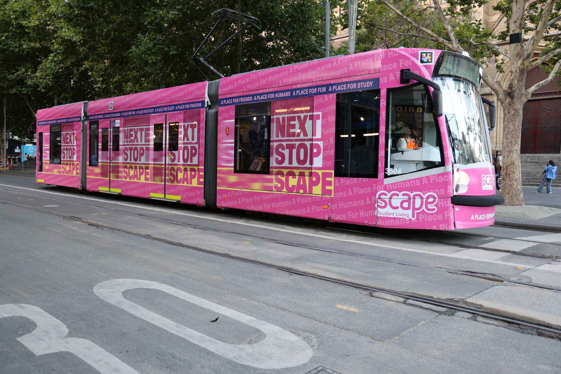 Bologna, arrivato il primo tram CAF: può trasportare 300 persone